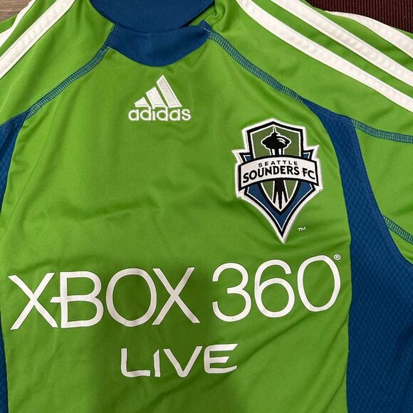 Green 2009/2010 Adidas Seattle Sounders Soccer Jersey - Picture 2 of 6